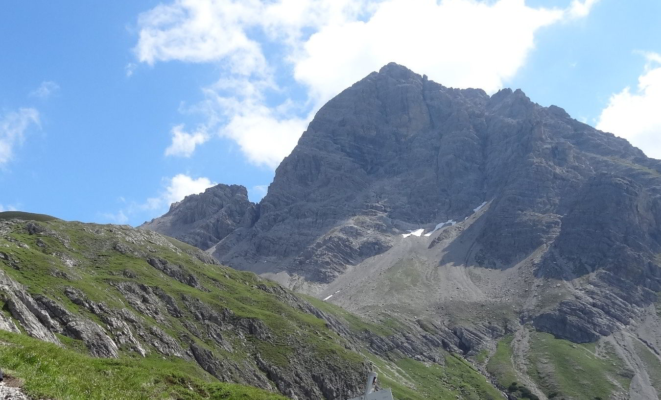 Der Gipfelaufbau des Großen Krottenkopf.