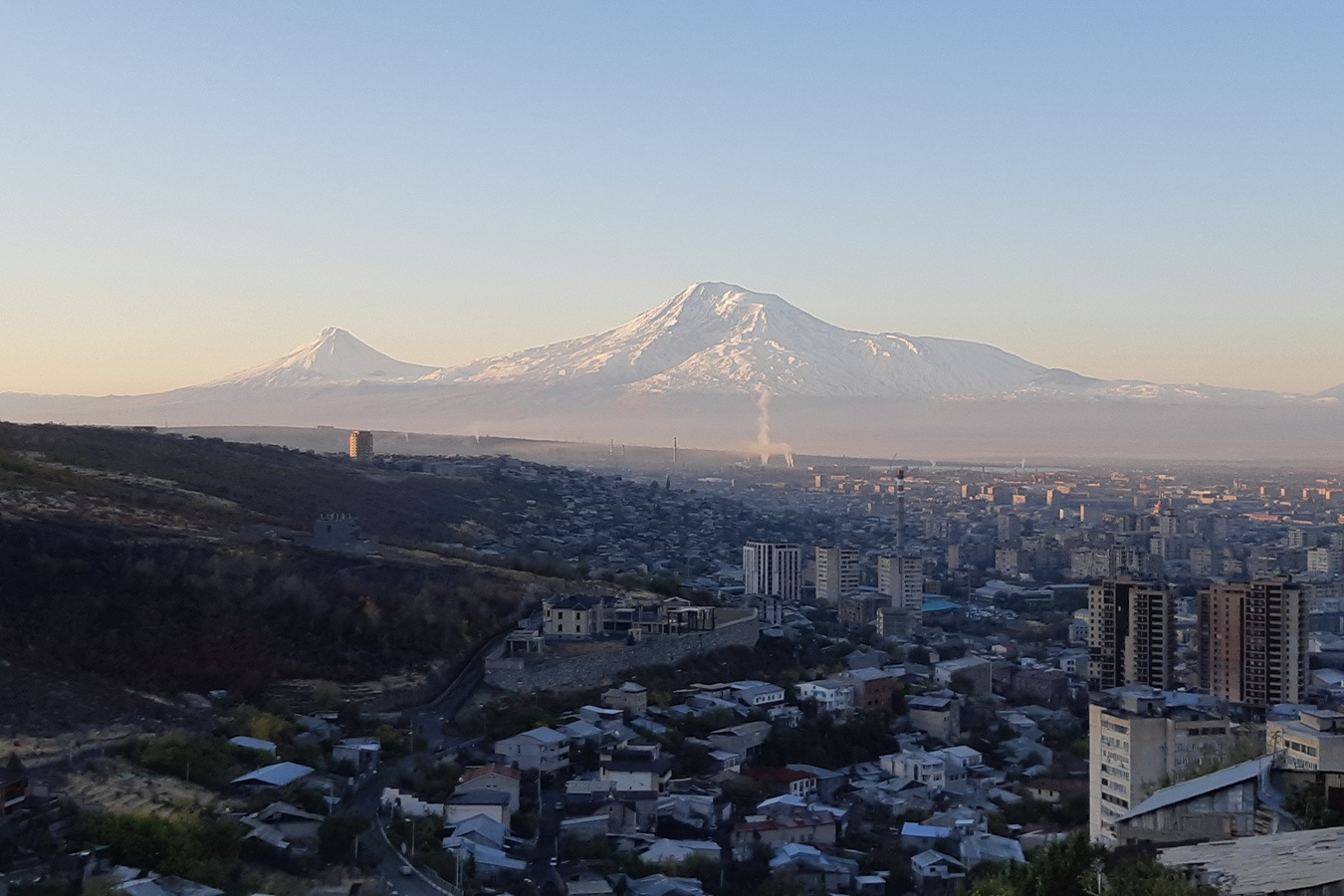 Der Blick von Jerewan auf den Ararat.