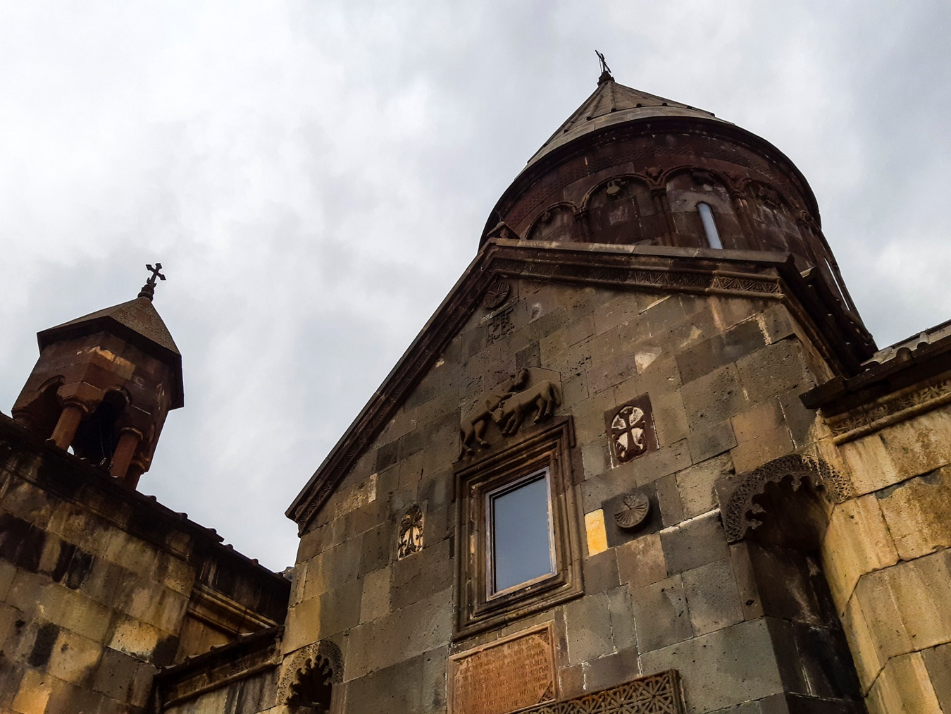 Das Kloster Geghard in Armenien.
